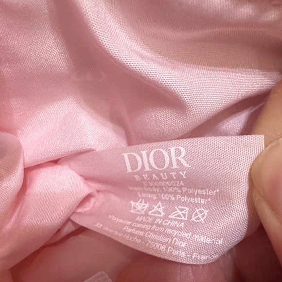 NEW Dior Soft Pink Pillow Clutch Makeup Pouch with Silver Logo and deluxe Jadore - Picture 5 of 8